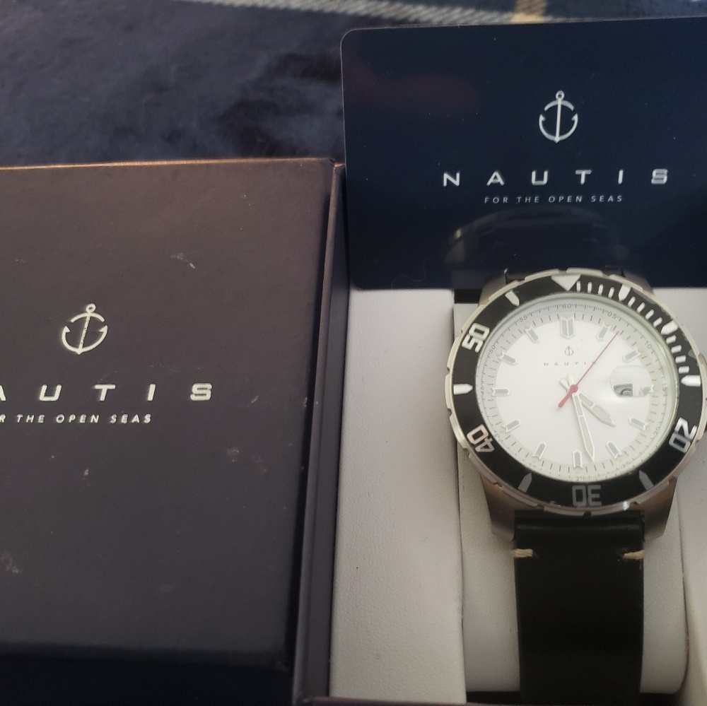 Nautis Diver Watch